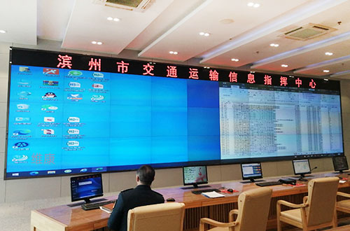LED和DLP大屏哪个贵